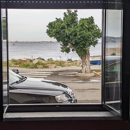 Mola Mola House Villa San Giovanni